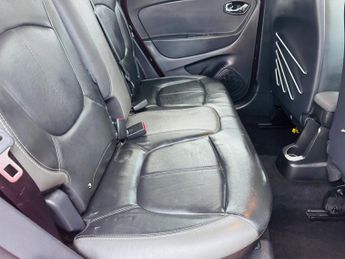 Renault Captur 1.2 TCe ENERGY Signature Nav Auto Euro 6 (s/s) 5dr