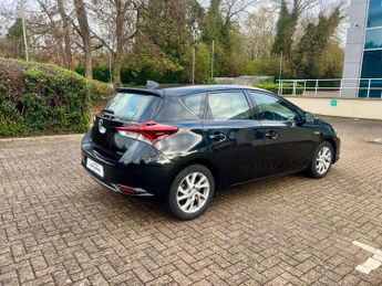 Toyota Auris 1.8 VVT-h Icon Tech CVT Euro 6 (s/s) 5dr