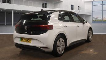 Volkswagen ID.3 Pro Performance 58kWh Life Auto 5dr