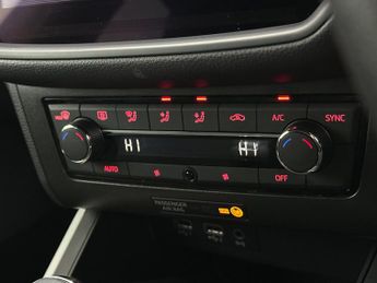 SEAT Arona 1.0 TSI XCELLENCE Lux DSG Euro 6 (s/s) 5dr