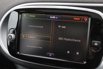 Smart forfour 17.6kWh Premium Auto 5dr (22kW Charger)