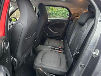 Smart forfour 17.6kWh Premium Auto 5dr (22kW Charger)