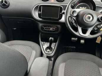Smart forfour 17.6kWh Premium Auto 5dr (22kW Charger)