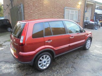 Ford Fusion 1.6 Titanium 5dr