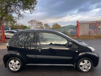Toyota AYGO 1.0 VVT-i Black Euro 4 3dr (AC)
