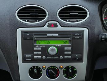 Ford Focus 1.6 LX 5dr