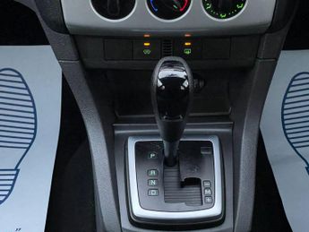Ford Focus 1.6 LX 5dr