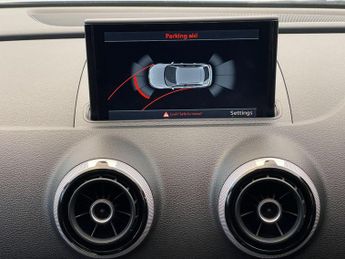 Audi A3 1.4 TFSI e-tron Sportback e-S Tronic Euro 6 5dr 8.8kWh