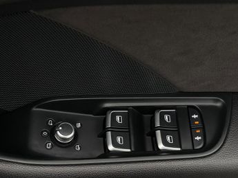 Audi A3 1.4 TFSI e-tron Sportback e-S Tronic Euro 6 5dr 8.8kWh