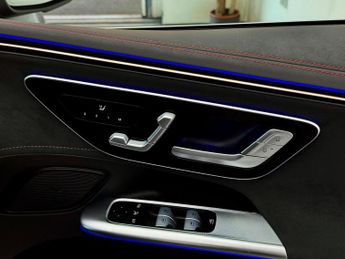 Mercedes-Benz EQE EQE 300 89kWh AMG Line (Premium) Auto 4dr