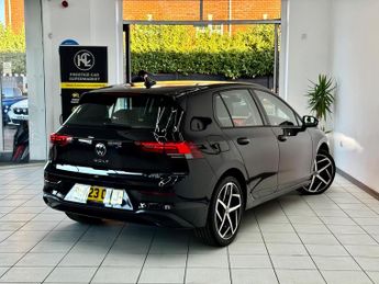 Volkswagen Golf 1.5 eTSI MHEV Life DSG Euro 6 (s/s) 5dr