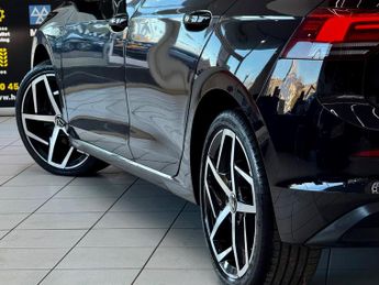 Volkswagen Golf 1.5 eTSI MHEV Life DSG Euro 6 (s/s) 5dr