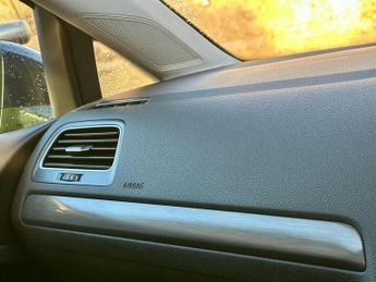 Volkswagen Golf 1.6 TDI SE Nav DSG Euro 6 (s/s) 5dr