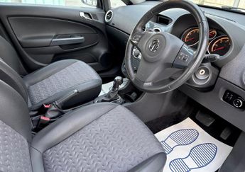 Vauxhall Corsa 1.4 16V SE Auto Euro 5 5dr