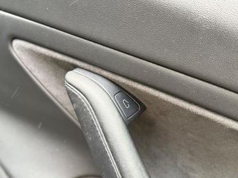 Tesla Model 3 (Dual Motor) Long Range Auto 4WDE 4dr