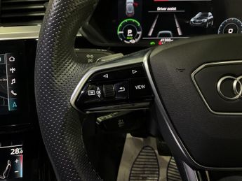 Audi E-Tron S LINE 55 QUATTRO