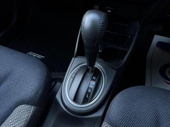 Honda Jazz 1.4 i-VTEC ES Plus CVT Euro 5 5dr