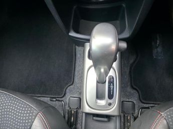 Nissan Note 1.6 16V Tekna Auto Euro 5 5dr