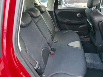 Nissan Note 1.6 16V Tekna Auto Euro 5 5dr