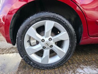 Nissan Note 1.6 16V Tekna Auto Euro 5 5dr