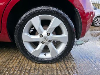 Nissan Note 1.6 16V Tekna Auto Euro 5 5dr