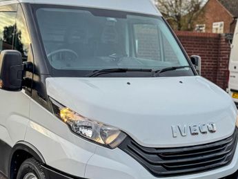 Iveco Daily 2.3D HPI 14V 35S 3520 HiMatic MWB H2 Euro 6 (s/s) 5dr