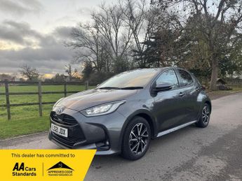 Toyota Yaris 1.5 VVT-h Design E-CVT Euro 6 (s/s) 5dr