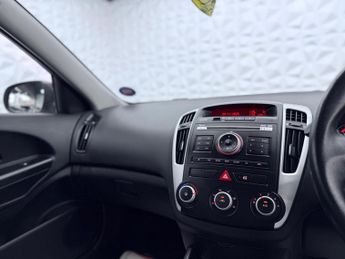 Kia Ceed 1.6 2 Sports Wagon Auto Euro 4 5dr