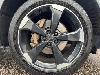 Audi Q5 2.0 TDI 40 Black Edition S Tronic quattro Euro 6 (s/s) 5dr