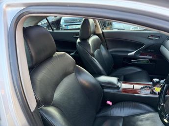 Lexus IS 2.5 250 SE 4dr