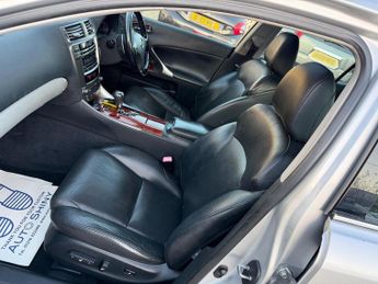 Lexus IS 2.5 250 SE 4dr