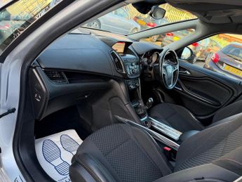 Vauxhall Zafira Tourer 1.4i Turbo SE Euro 6 5dr
