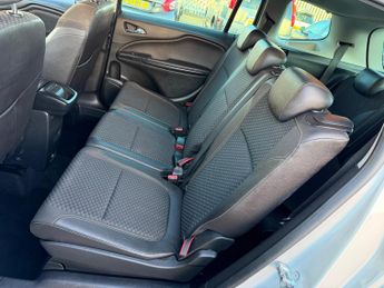 Vauxhall Zafira Tourer 1.4i Turbo SE Euro 6 5dr