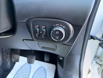 Vauxhall Zafira Tourer 1.4i Turbo SE Euro 6 5dr