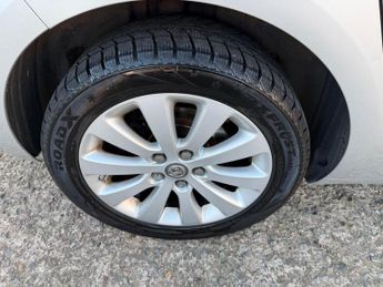 Vauxhall Zafira Tourer 1.4i Turbo SE Euro 6 5dr