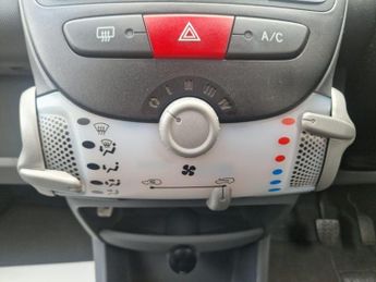 Toyota AYGO 1.0 VVT-i Blue MultiMode Euro 4 5dr