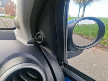 Toyota AYGO 1.0 VVT-i Blue MultiMode Euro 4 5dr