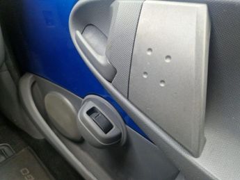 Toyota AYGO 1.0 VVT-i Blue MultiMode Euro 4 5dr