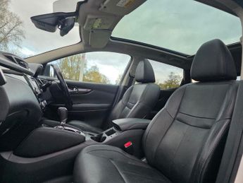 NISSAN QASHQAI 1.6 dCi Tekna SUV 5dr Diesel XTRON 2WD Euro 6 (s/s) (130 ps) **F