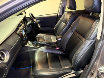 Toyota Auris 1.8 VVT-h Excel Touring Sports CVT Euro 5 (s/s) 5dr