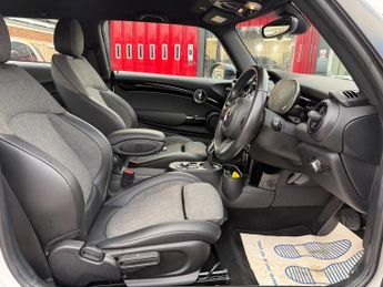 MINI Electric Hatch Cooper SE 32.6kWh Level 2 Auto 3dr