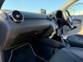 Audi A1 1.4 TFSI S line Style Edition S Tronic Euro 5 (s/s) 3dr