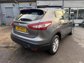 Nissan Qashqai 1.2 DIG-T Acenta SUV 5dr Petrol XTRON 2WD Euro 6 (s/s) (115 ps)