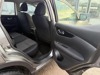 Nissan Qashqai 1.2 DIG-T Acenta SUV 5dr Petrol XTRON 2WD Euro 6 (s/s) (115 ps)