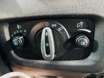 Ford Fiesta 1.0T EcoBoost Zetec Powershift Euro 5 5dr