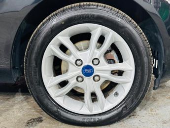 Ford Fiesta 1.0T EcoBoost Zetec Powershift Euro 5 5dr