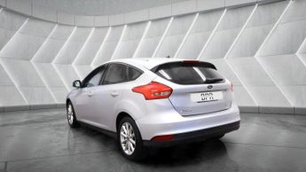Ford Focus 1.0T EcoBoost Titanium Auto Euro 6 (s/s) 5dr