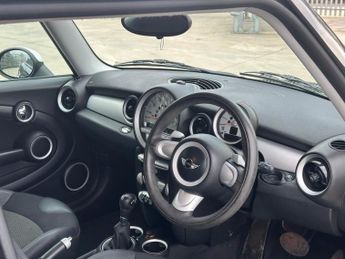MINI Hatch 1.6 Cooper Steptronic Euro 4 3dr