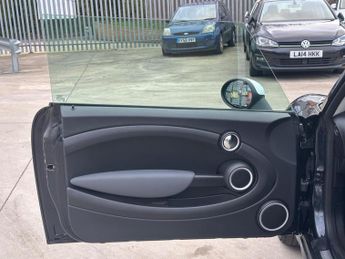 MINI Hatch 1.6 Cooper Steptronic Euro 4 3dr