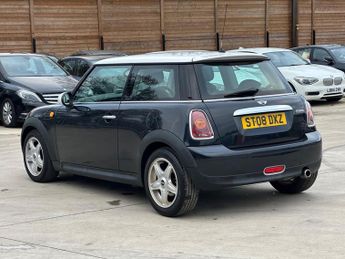 MINI Hatch 1.6 Cooper Steptronic Euro 4 3dr